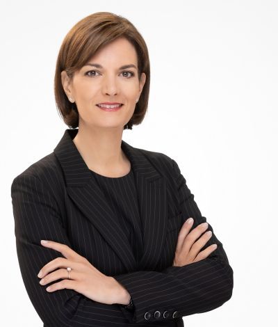 Julie Becker
